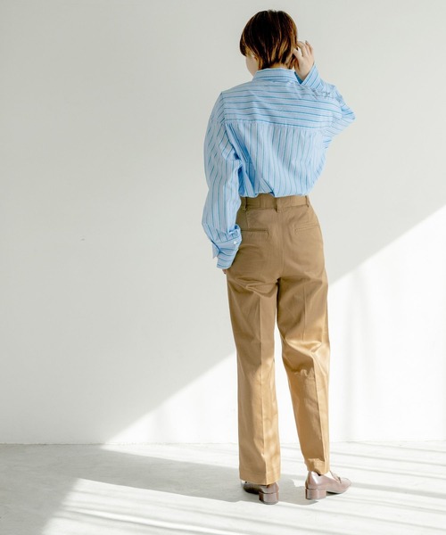 A part by（アパートバイ）の「チノワイドストレートパンツ（チノパンツ・レディース・ブラック/キャメル・LARGE/MEDIUM）」の5枚目の写真