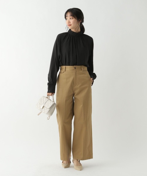 A part by（アパートバイ）の「チノワイドストレートパンツ（チノパンツ・レディース・ブラック/キャメル・LARGE/MEDIUM）」の6枚目の写真