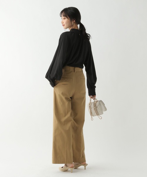 A part by（アパートバイ）の「チノワイドストレートパンツ（チノパンツ・レディース・ブラック/キャメル・LARGE/MEDIUM）」の7枚目の写真