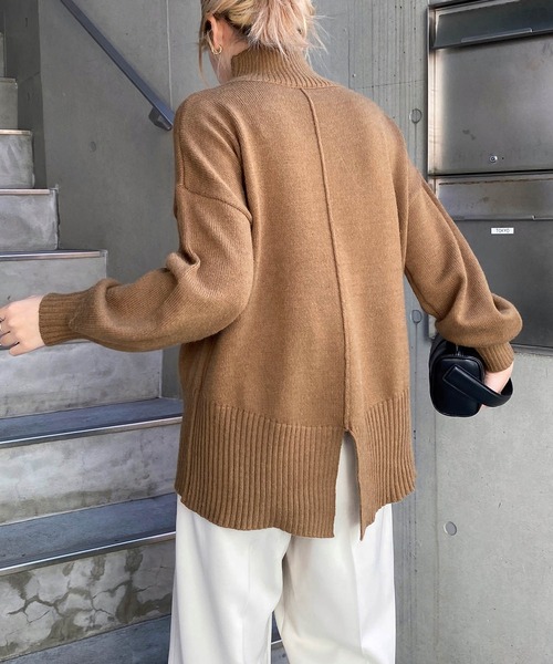 CAPRICIEUX LE'MAGE（カプリシューレマージュ）の「バックスリット