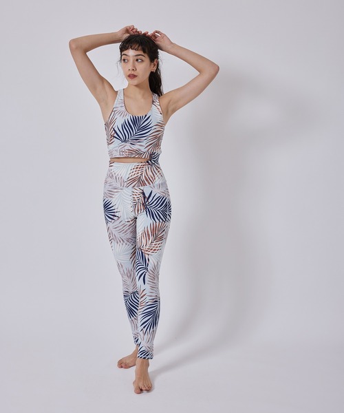 NERGY(ナージー)の「【UV】CREORAリーフ柄スポーツレギンス(レギンス/スパッツ・レディース・ブラック/ブルー・L/M/S)」の17枚目の写真