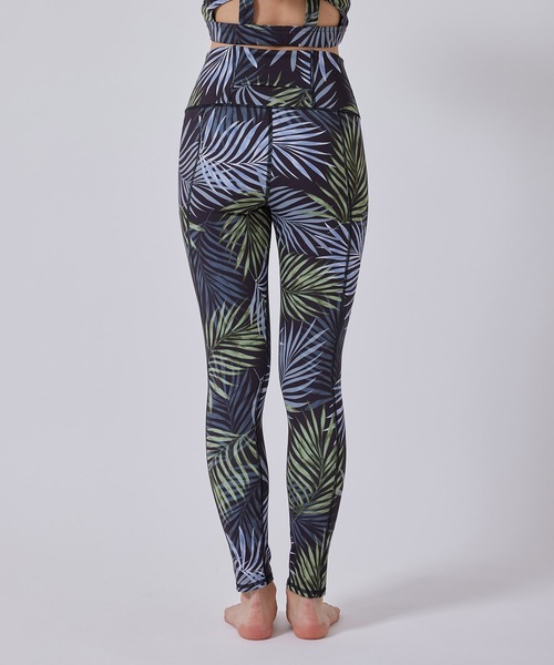 NERGY(ナージー)の「【UV】CREORAリーフ柄スポーツレギンス(レギンス/スパッツ・レディース・ブラック/ブルー・L/M/S)」の9枚目の写真