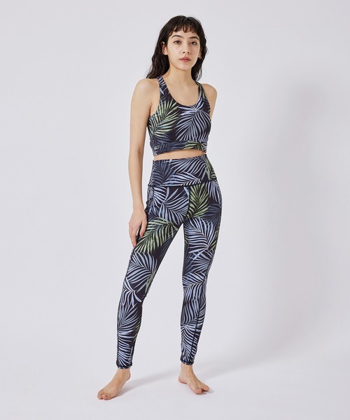 NERGY(ナージー)の「【UV】CREORAリーフ柄スポーツレギンス(レギンス/スパッツ・レディース・ブラック/ブルー・L/M/S)」の21枚目の写真