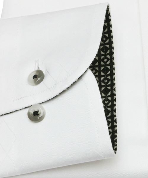 Disney（ディズニー）の「【Disney ディズニー】形態安定ノーアイロン ボタンダウン 長袖ビジネスワイシャツ（ビジネスシャツ・メンズ・ホワイト・首回り45cm-裄丈82cm/首回り45cm-裄丈86cm/首回り45cm-裄丈90cm/首回り43cm-裄丈90cm/首回り47cm-裄丈90cm/首回り47cm-裄丈86cm/首回り42cm-裄丈90cm/首回り39cm-裄丈88cm）」の3枚目の写真