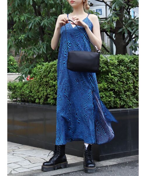 Dr. Martens（ドクターマーチン）の「【Dr.Martens】Jadon（ブーツ・レディース・ブラック・LARGE/MEDIUM）」の2枚目の写真