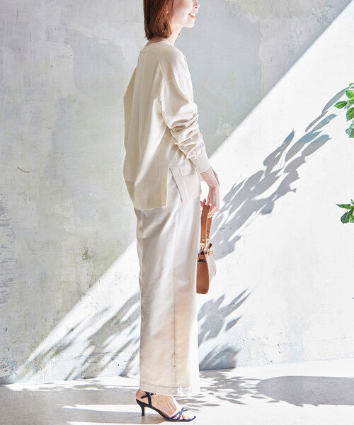 SLOBE IENA(スローブイエナ)の「アイスコットンVネックカーディガン(カーディガン/ボレロ・レディース・アイボリー/ピンク/ブラウン/グリーン/ネイビー/イエロー・FREE)」の9枚目の写真