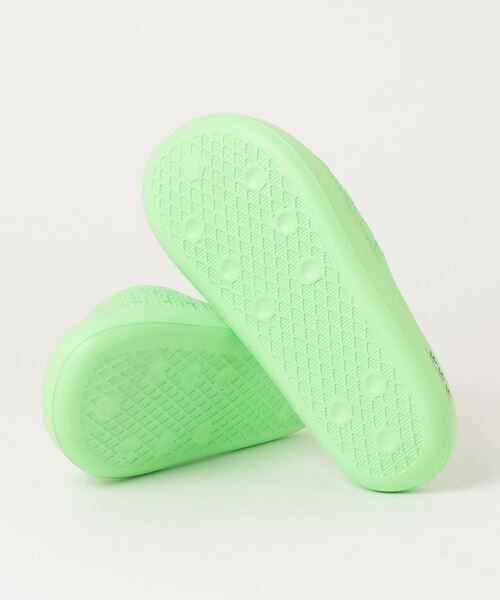 adidas（アディダス）の「アディレッタ Ayoon サンダル / Adilette Ayoon Slides / アディダスオリジナルス adidas Originals（サンダル・レディース・グリーン・24.5cm/28.5cm/26.5cm/27.5cm/23.5cm/25.5cm/22.5cm）」の12枚目の写真