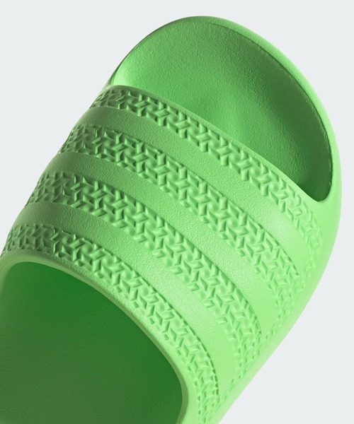 adidas（アディダス）の「アディレッタ Ayoon サンダル / Adilette Ayoon Slides / アディダスオリジナルス adidas Originals（サンダル・レディース・グリーン・24.5cm/28.5cm/26.5cm/27.5cm/23.5cm/25.5cm/22.5cm）」の7枚目の写真