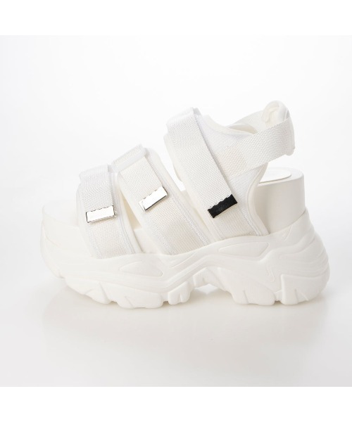 Mafmof（マフモフ）の「Mafmof(マフモフ)厚底ボリュームソールスポーツサンダル（サンダル・レディース・ホワイト/ブラック・L/M/S/LL）」の8枚目の写真