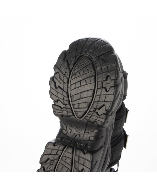 Mafmof（マフモフ）の「Mafmof(マフモフ)厚底ボリュームソールスポーツサンダル（サンダル・レディース・ホワイト/ブラック・L/M/S/LL）」の13枚目の写真