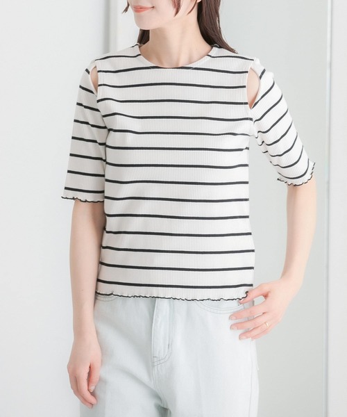 HEYUMM（ヘユム）の「カットアウトメロートップ(5分袖)（Tシャツ/カットソー・レディース・ホワイト系その他/アイボリー/ブラック・ONE）」の3枚目の写真