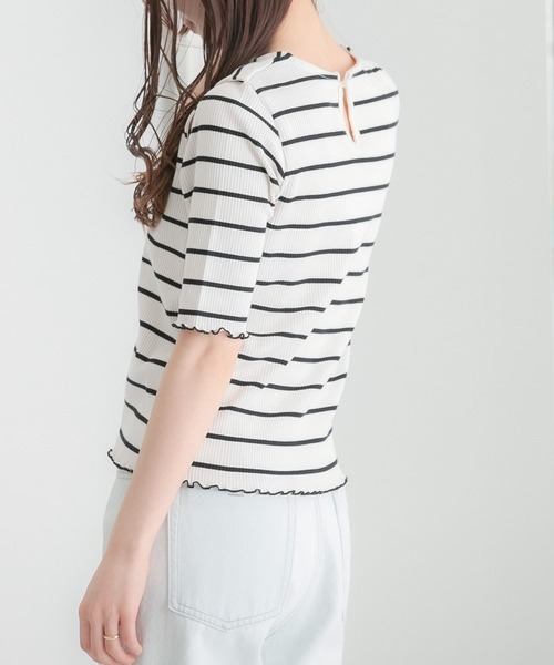 HEYUMM（ヘユム）の「カットアウトメロートップ(5分袖)（Tシャツ/カットソー・レディース・ホワイト系その他/アイボリー/ブラック・ONE）」の4枚目の写真