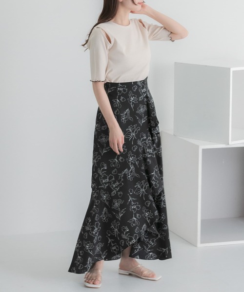 HEYUMM（ヘユム）の「カットアウトメロートップ(5分袖)（Tシャツ/カットソー・レディース・ホワイト系その他/アイボリー/ブラック・ONE）」の17枚目の写真