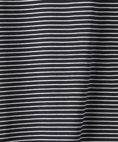 green label relaxing(グリーンレーベルリラクシング)の「COMFY COOL ボーダー クルーネック Tシャツ -接触冷感・吸水速乾-(Tシャツ/カットソー・メンズ・ホワイト/ネイビー・S/M/L/XL)」の4枚目の写真