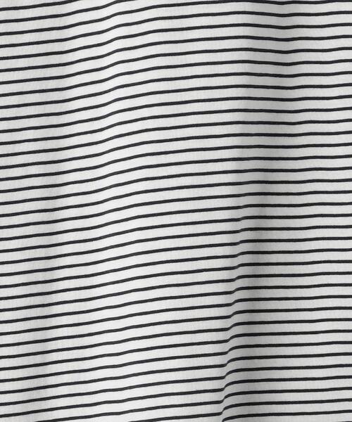 green label relaxing(グリーンレーベルリラクシング)の「COMFY COOL ボーダー クルーネック Tシャツ -接触冷感・吸水速乾-(Tシャツ/カットソー・メンズ・ホワイト/ネイビー・S/M/L/XL)」の17枚目の写真