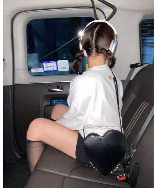 epine(エピヌ)の「Ee heart big long tee(Tシャツ/カットソー・レディース・ベビーピンク/ホワイト/ベージュ・FREE)」の12枚目の写真