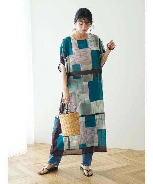 CRAFT STANDARD BOUTIQUE(クラフトスタンダードブティック)の「スカーフ柄ワンピース ◆(ワンピース・レディース・マルチ/ブラック・FREE)」の17枚目の写真