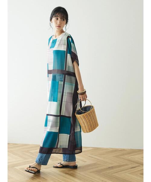 CRAFT STANDARD BOUTIQUE(クラフトスタンダードブティック)の「スカーフ柄ワンピース ◆(ワンピース・レディース・マルチ/ブラック・FREE)」の14枚目の写真