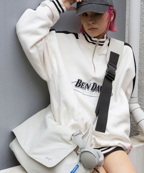SEQUENZ(シークエンズ)の「【お気に入り10000人突破】/ 大容量 / テックショルダーバッグ / TECH SHOULDER BAG(ショルダーバッグ・メンズ・ブラック/グレー・FREE)」の3枚目の写真