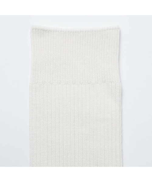 無印良品（ムジルシリョウヒン）の「足なり直角　ズレ落ちにくい　リブ編み靴下（紳士）（ソックス/靴下・メンズ・チャコールグレー/ホワイト/ブラウン系1/ブラック/カーキ/グレー/ネイビー系/ブラウン/オフホワイト/オレンジ系2/ボルドー/ブルー/キナリ/ダークグリーン・25-27CM/27-29cm）」の19枚目の写真