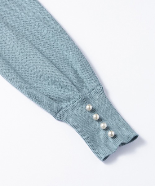 alotta（アロッタ）の「≪綿100≫パール調ボタン付ミラノリブニット【Sサイズ展開あり】（ニット/セーター・レディース・ネイビー/グレイッシュベージュ/コーラルピンク/ブルー/ミント/ホワイト/ブラック/サーモンピンク/ピンク/ライトブルー・L/5L/3L/LL/S/4L/M）」の12枚目の写真