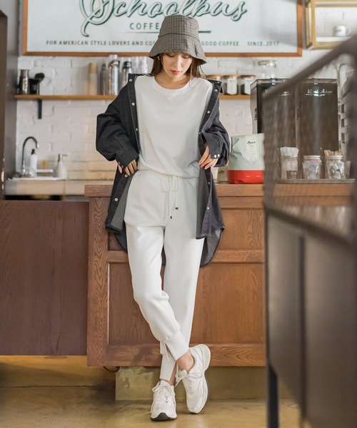 VICKY(ビッキー)の「【最旬トレンド!デニムアイテム】デニムオーバーシャツ《洗濯機で洗える》(シャツ/ブラウス・レディース・ダークネイビー/ブラック系その他・M)」の22枚目の写真