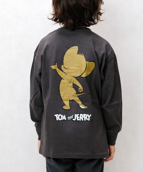 Tom&Jerry(トムアンドジェリー)の「トムとジェリーバックプリントビッグロンT(Tシャツ/カットソー・キッズ・杢グレー/ホワイト系その他/パープル/ブラック/チャコールグレー/ベージュ/ダークグリーン/オフホワイト/オレンジ系その他2/ベージュ系その他3/グリーン系その他2/ブルー系その他3/ホワイト系その他2/ホワイト系その他3/ブラック系その他3/グレー系その他2・130cm/150cm/120cm/160cm/140cm/110cm)」の8枚目の写真