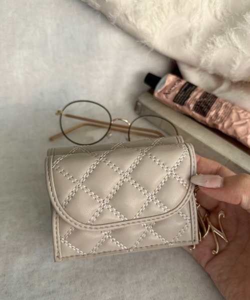 キルティングミニウォレット　財布小銭入れcc 新品 キルティングミニウォレット 財布小銭入れcc 新品 キルティング