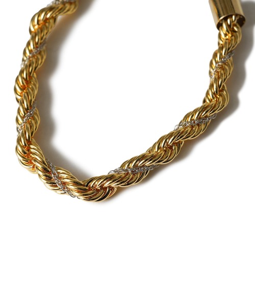 Subciety(サブサエティ)の「TWIST COMBI CHAIN BRACELET(ブレスレット・メンズ・シルバー×ゴールド/ゴールド系その他・FREE)」の8枚目の写真