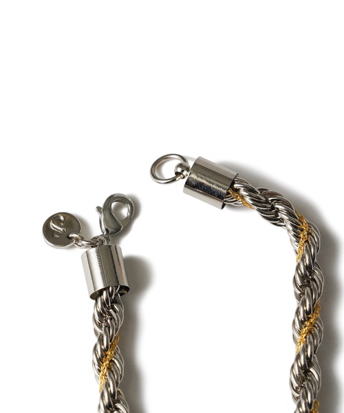 Subciety(サブサエティ)の「TWIST COMBI CHAIN BRACELET(ブレスレット・メンズ・シルバー×ゴールド/ゴールド系その他・FREE)」の7枚目の写真
