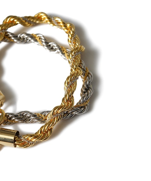 Subciety(サブサエティ)の「TWIST COMBI CHAIN BRACELET(ブレスレット・メンズ・シルバー×ゴールド/ゴールド系その他・FREE)」の4枚目の写真