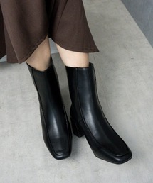 スクエアパイピングショートブーツ