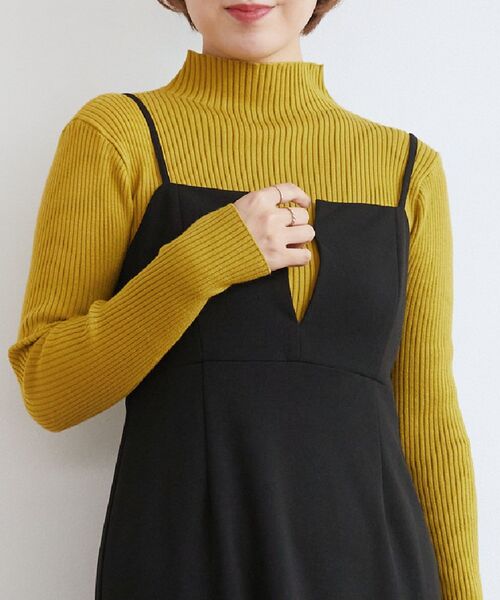 RETRO GIRL(レトロガール)の「【WEB限定カラー追加】リブハイネックニット(ニット/セーター・レディース・ブラック/レッド/ライトベージュ/イエロー/ホワイト/グリーン/ブラック系その他3/ブルー/レッド系1/ホワイト系その他/ライトグレー/ダークブルー/ベージュ/マスタード/パープル/ブラウン/ライトグリーン/ピンク/チャコールグレー・FREE)」の15枚目の写真