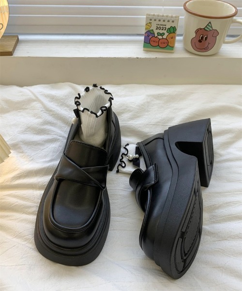 Ritzy（リッツィー）の「厚底 ローファー（ローファー・レディース・ホワイト/ブラック・22.5/23/24.5/24/23.5）」の13枚目の写真