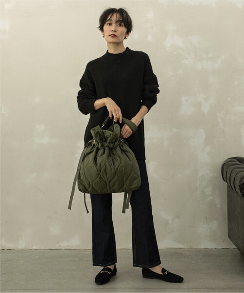 OPAQUE.CLIP（オペークドットクリップ）の「◆【2WAY／A4サイズ対応】キルティングドロストリボンショルダー（トートバッグ・レディース・グレー/カーキ/ブラック/ベージュ・00）」の15枚目の写真