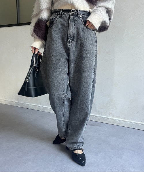 Thevon（ゼボン）の「カーブデニムパンツ（デニムパンツ）」 - WEAR