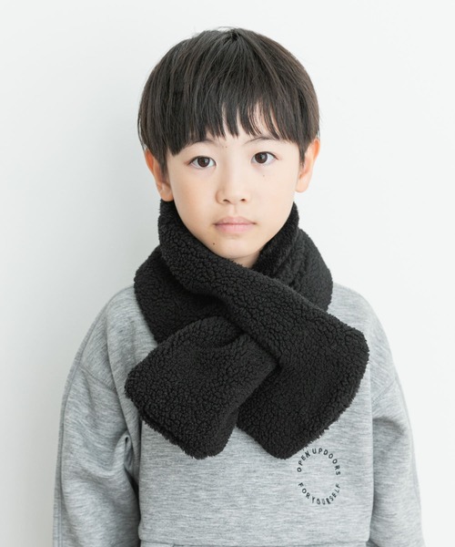 URBAN RESEARCH DOORS（アーバンリサーチドアーズ）の「ボアリバーシブルマフラー(KIDS)（マフラー・キッズ・グレー系その他/ブラック・ONE）」の3枚目の写真