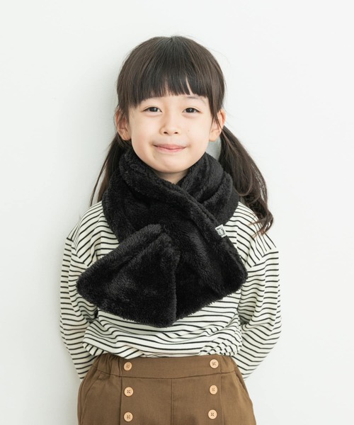 URBAN RESEARCH DOORS（アーバンリサーチドアーズ）の「ボアリバーシブルマフラー(KIDS)（マフラー・キッズ・グレー系その他/ブラック・ONE）」の5枚目の写真