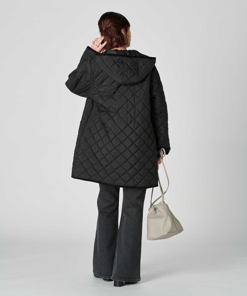 HONEYSUCKLE ROSE（ハニーサックルローズ）の「【HONEYSUCKLE ROSE】フードキルティングコート（その他アウター・レディース・ブラック/カーキブラウン・M/L）」の10枚目の写真