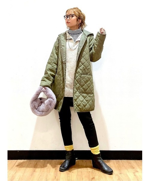 HONEYSUCKLE ROSE（ハニーサックルローズ）の「【HONEYSUCKLE ROSE】フードキルティングコート（その他アウター・レディース・ブラック/カーキブラウン・M/L）」の20枚目の写真