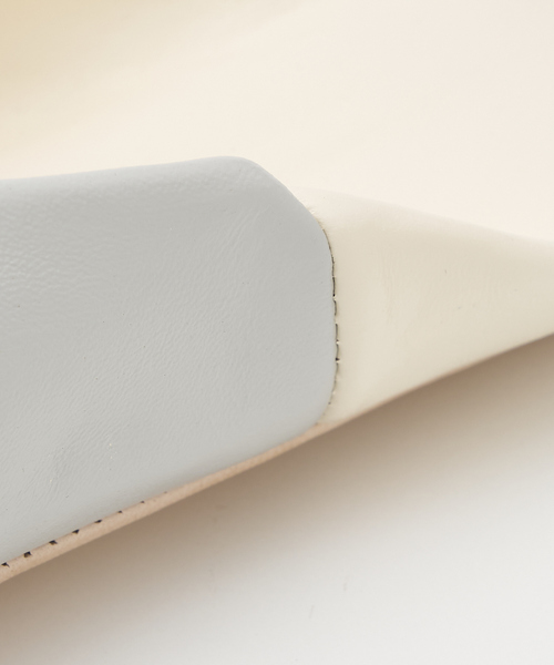 collex(コレックス)の「ツートンバブーシュ Ladies(ルームシューズ/スリッパ・レディース・グレー/スミクロ/ベージュ・フリー)」の7枚目の写真