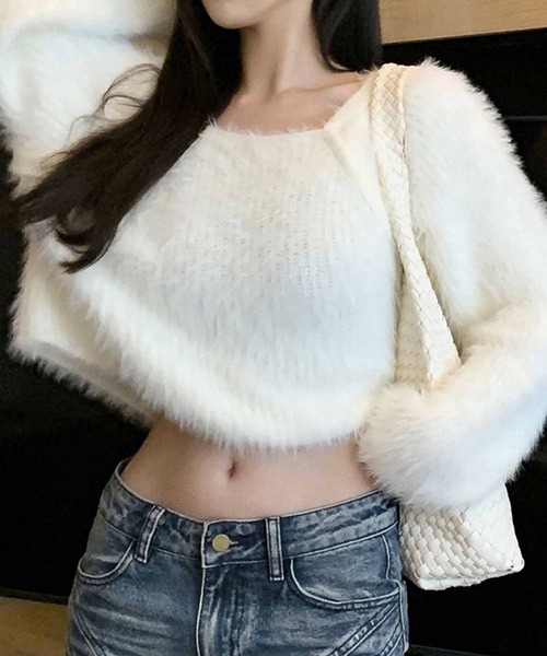 NANEA(ナネア)の「クロップド丈スクエアネックシャギーニットトップス(ニット/セーター・レディース・グレー/ホワイト・フリー)」の3枚目の写真