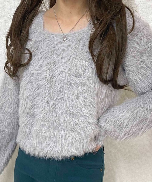 NANEA(ナネア)の「クロップド丈スクエアネックシャギーニットトップス(ニット/セーター・レディース・グレー/ホワイト・フリー)」の6枚目の写真