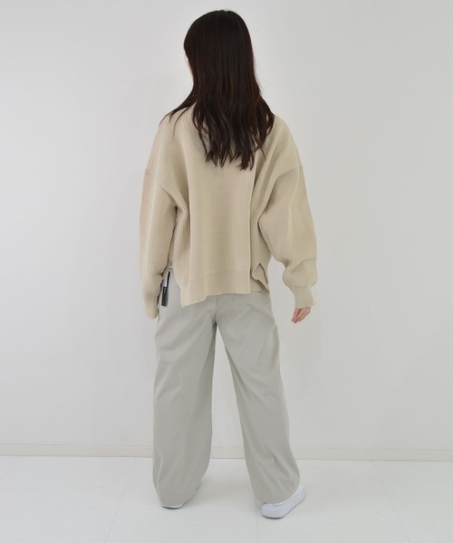 INTERPLAY(インタープレイ)の「【INTERPLAY select】7G片畔パールヘム羽織ニットカーディガン(カーディガン/ボレロ・レディース・ブラック/アイボリー/グレイッシュベージュ・FREE)」の7枚目の写真