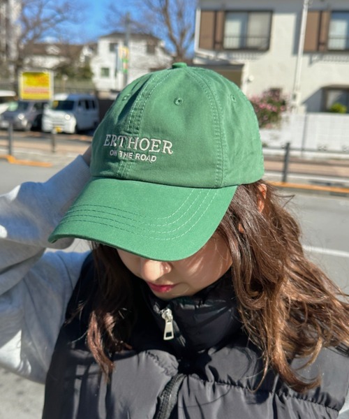 CLEA（クレア）の「フロントロゴ刺繍コットンキャップ（キャップ・レディース・ネイビー/ピンク/グリーン/ブラウン/ブラック/ホワイト/ベージュ・FREE）」の5枚目の写真