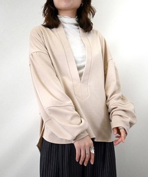 ポンチキーネックトップス