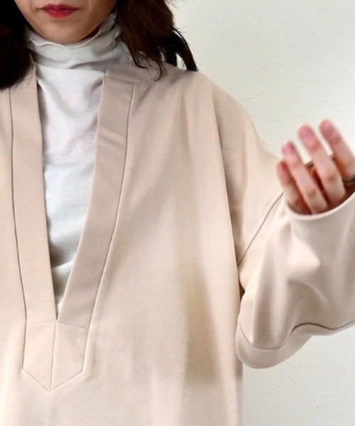 STYLEBLOCK(スタイルブロック)の「ポンチキーネックトップス(Tシャツ/カットソー・レディース・ベージュ/ブルー/ブラック・M)」の8枚目の写真