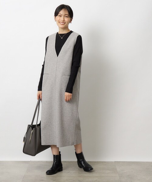 OPAQUE.CLIP(オペークドットクリップ)の「◆ウールライク ジャージVネックジャンドレ/ジャンスカ【洗濯機洗い可】(スカート・レディース・ナチュラル/グレー・38/42/40/36)」の6枚目の写真