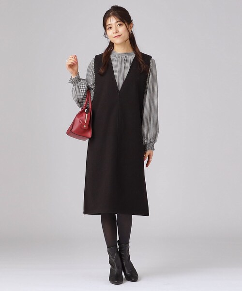 SHOO・LA・RUE(シューラルー)の「◆低身長さんにも ウール調Vネックジャンスカ(ワンピース・レディース・ブラック系7/ブラック/チャコール・02/03/04)」の4枚目の写真