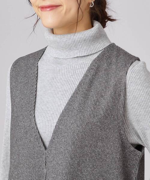 SHOO・LA・RUE(シューラルー)の「◆低身長さんにも ウール調Vネックジャンスカ(ワンピース・レディース・ブラック系7/ブラック/チャコール・02/03/04)」の16枚目の写真